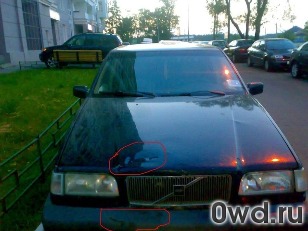 Битый автомобиль Volvo 850